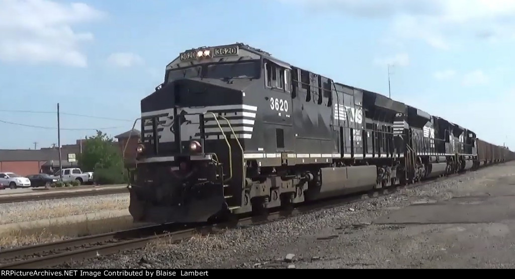 NS NORX coal train 
